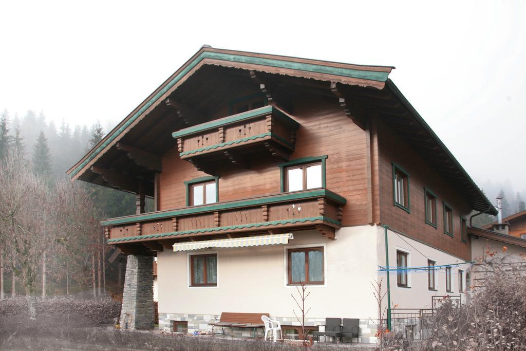 Premium Chalet Andrea Leogang Quarto foto