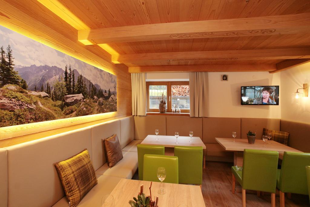 Premium Chalet Andrea Leogang Quarto foto